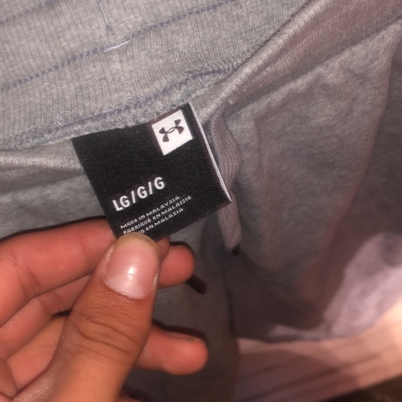 Mens under Armour cloth shorts size large work out shorts athletic gym shorts - Picture 6 of 8